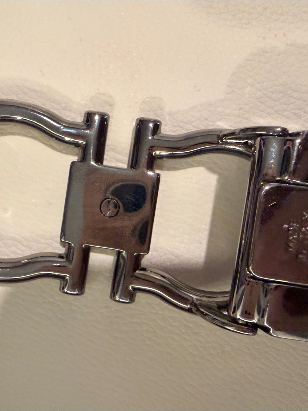 Salvatore Ferragamo Silver Gancini belt buckle - Picture 9 of 11